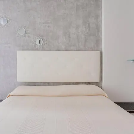 Sabanell Park Antoni Apartment *